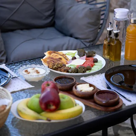 Em Gjirokastër