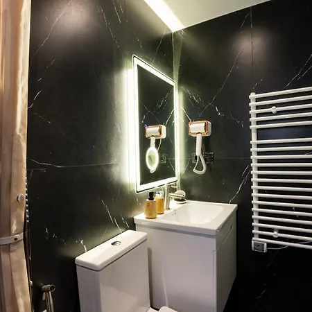 בית הארחה Em Gjirokastër