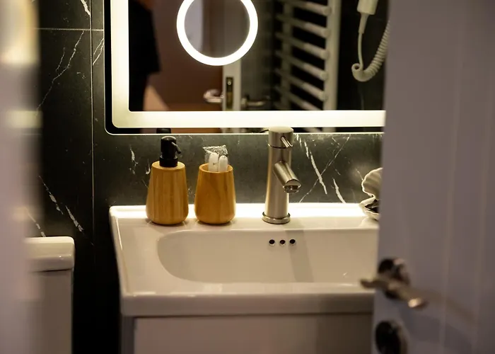 Em Gasthof Gjirokastër